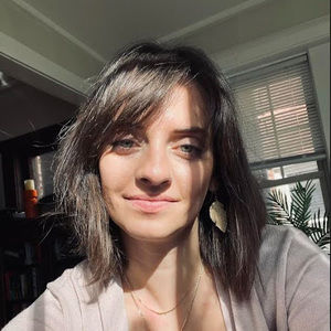 Meet your Posher, Hannah